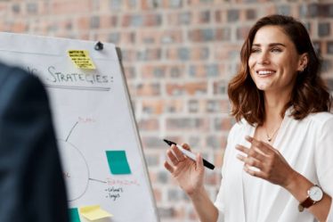 Aujourd’hui, les internautes consomment énormément de contenus chaque jour. Ainsi, leur attention se fragmente rapidement.